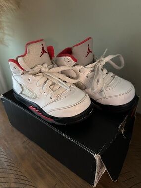 Jordan Retro 5 (Toddler)